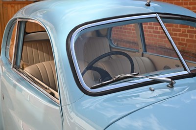 Lot 1952 Bristol 401