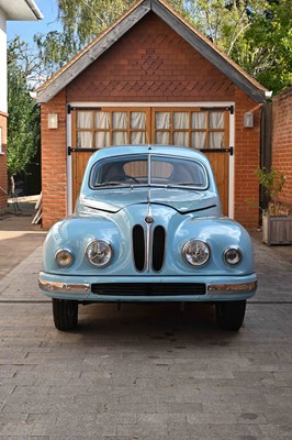Lot 1952 Bristol 401