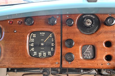 Lot 1952 Bristol 401