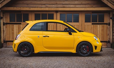Lot 2016 Fiat Abarth 500 695 Biposto Record