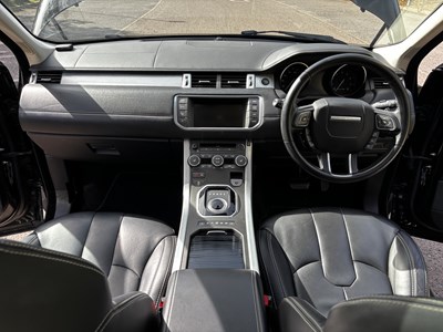 Lot 2014 Land Rover Range Rover Evoque 2.0 Si4 Prestige