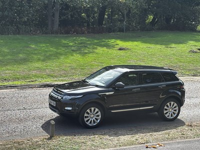 Lot 2014 Land Rover Range Rover Evoque 2.0 Si4 Prestige