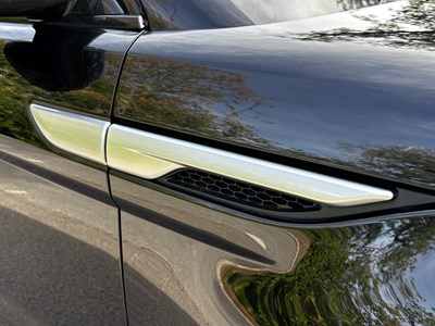 Lot 2014 Land Rover Range Rover Evoque 2.0 Si4 Prestige