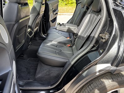 Lot 2014 Land Rover Range Rover Evoque 2.0 Si4 Prestige