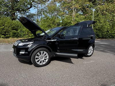 Lot 2014 Land Rover Range Rover Evoque 2.0 Si4 Prestige