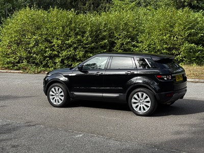 Lot 2014 Land Rover Range Rover Evoque 2.0 Si4 Prestige