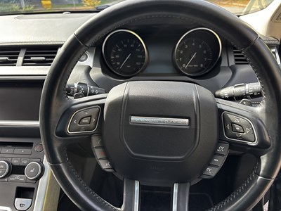 Lot 2014 Land Rover Range Rover Evoque 2.0 Si4 Prestige