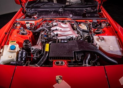 Lot 192 - 1988 Porsche 944 Turbo SE
