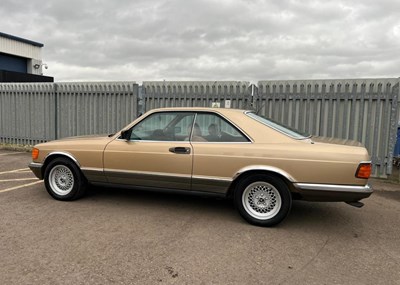 Lot 258 - 1982 Mercedes-Benz 380 SEC