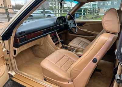 Lot 258 - 1982 Mercedes-Benz 380 SEC