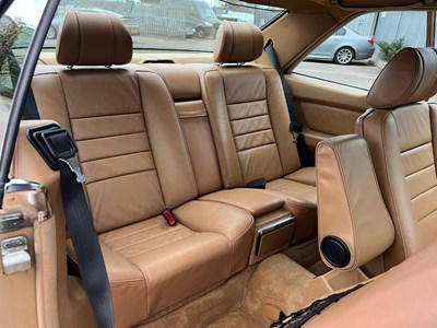 Lot 258 - 1982 Mercedes-Benz 380 SEC