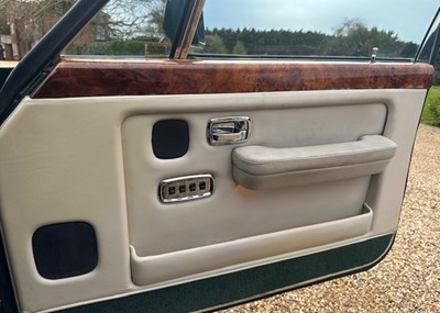 Lot 112 - 1990 Bentely Turbo R