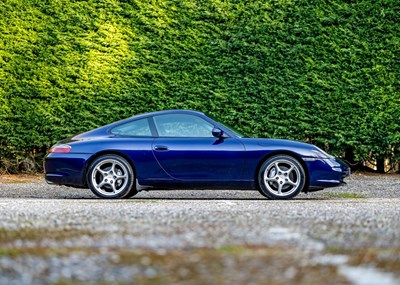 Lot 237 - 2002 Porsche 911/996 Carrera 4