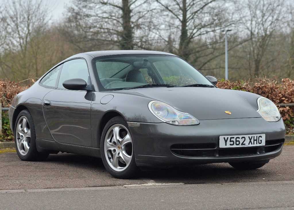 Lot 151 - 2001 Porsche 911/996 Carrera 4