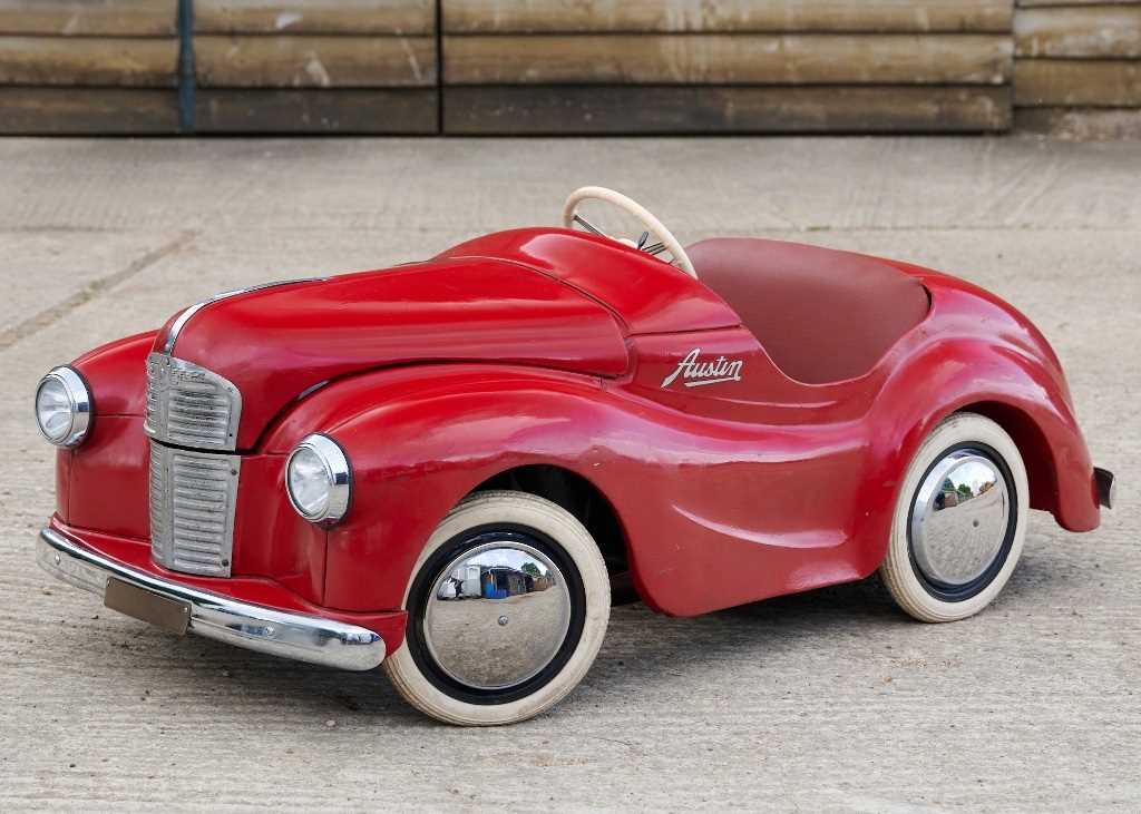 Lot 101 - 1962 Austin J40 Pedal Car