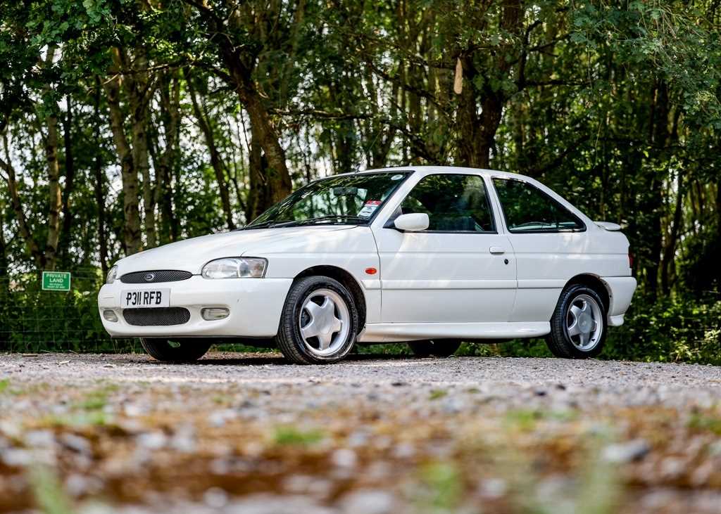 Lot 117 - 1995 Ford Escort RS2000