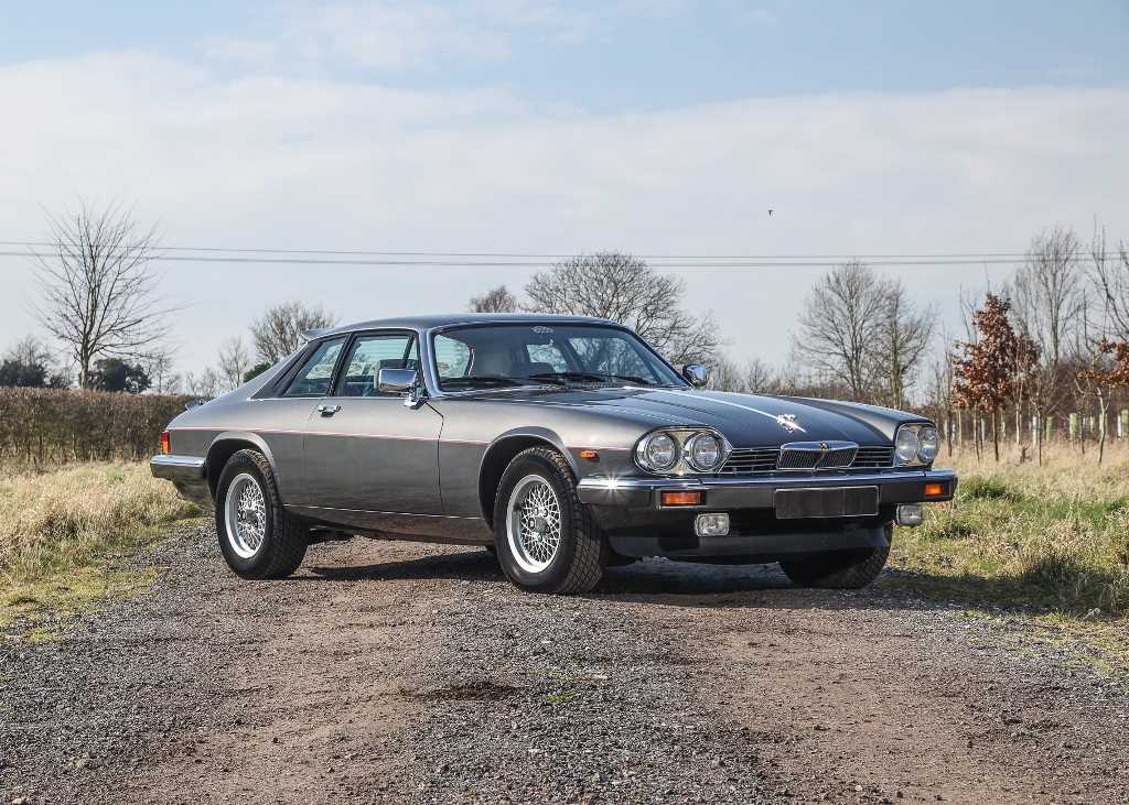 Lot 146 - 1987 Jaguar XJS Jubilee Edition