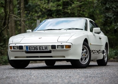 Lot 102 - 1987 Porsche 944