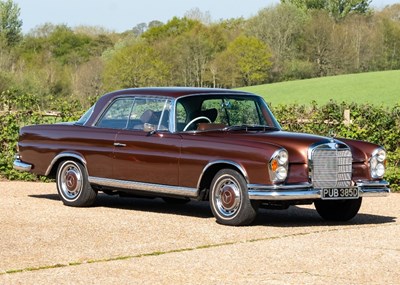 Lot 186 - 1966 Mercedes-Benz 250 SE Coupé (W111)