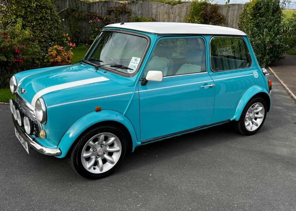 Lot 111 - 1996 Mini Cooper 1.3i