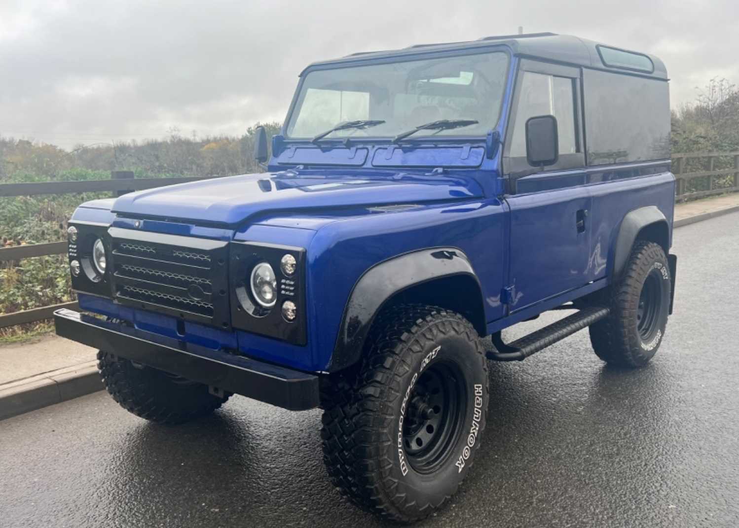 Lot 143 - 1986 Land Rover Defender 90 V8