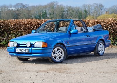 Lot 101 - 1989 Ford Escort XR3i Cabriolet