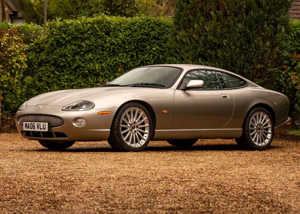 Lot 120 - 2006 Jaguar XKR Coupé 4.2-S