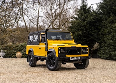 Lot 121 - 1994 Land Rover Defender 110