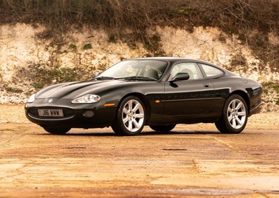 Lot 110 - 1997 Jaguar XK8 Coupé