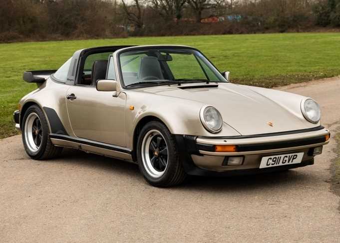 Lot 144 - 1985 Porsche 911 Super Sport Targa