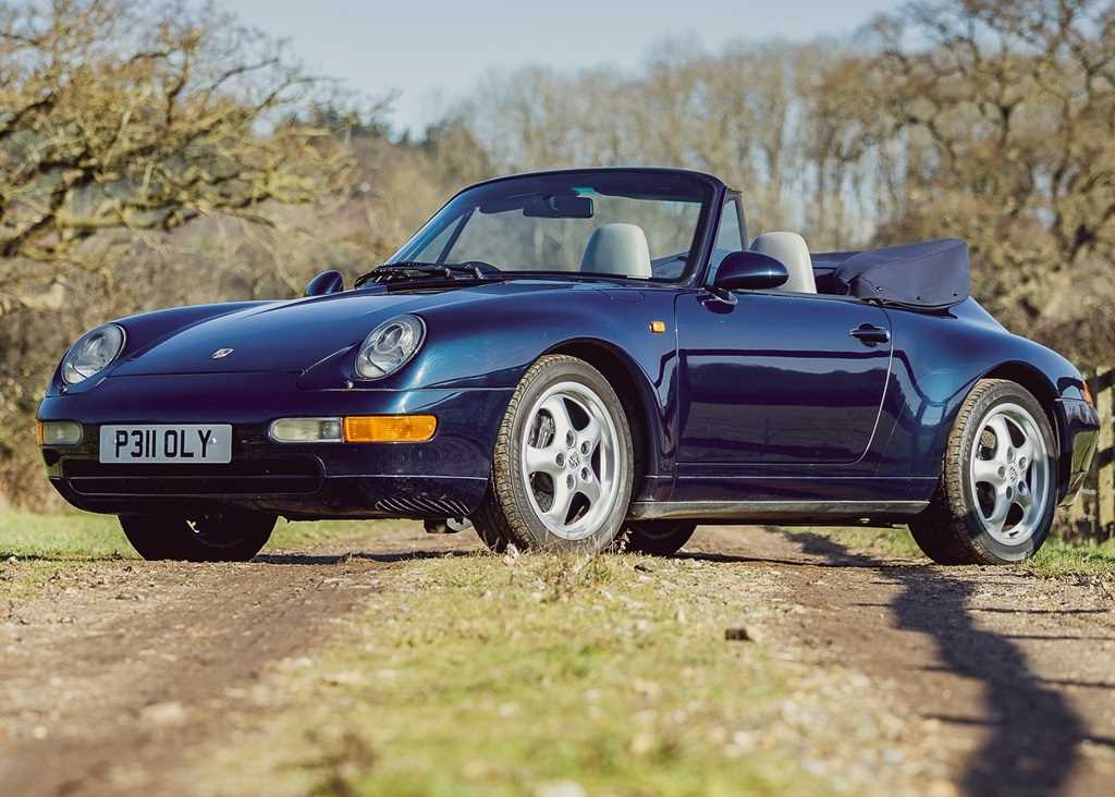 Lot 117 - 1997 Porsche 911/993 Carrera 2 Cabriolet