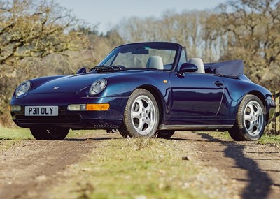 Lot 117 - 1997 Porsche 911/993 Carrera 2 Cabriolet