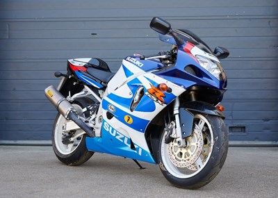 Lot 105 - 2000 Suzuki GSX -R750Y