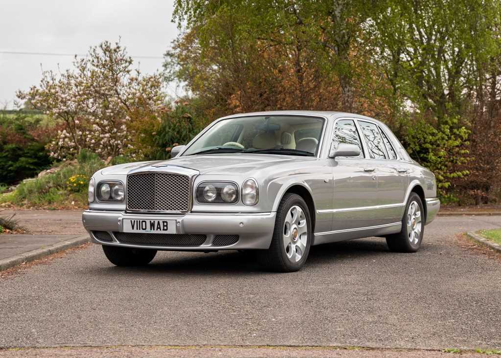 Lot 281 - 2000 Bentley Arnage Red Label