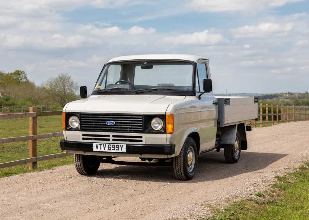 Lot 298 - 1982 Ford Transit Mk. II Pick-up