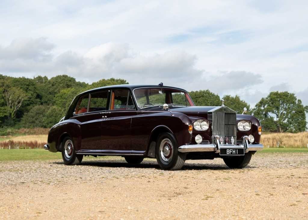 Lot 158 - 1964 Rolls-Royce Phantom V Limousine by Mulliner Park Ward Ex-HRH Princess Alexandra