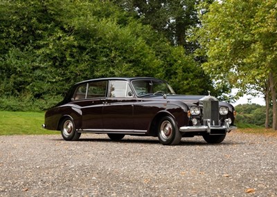 Lot 161 - 1970 Rolls-Royce Phantom VI Limousine by Mulliner Park Ward