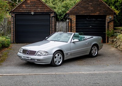 Lot 122 - 1999 Mercedes-Benz SL320