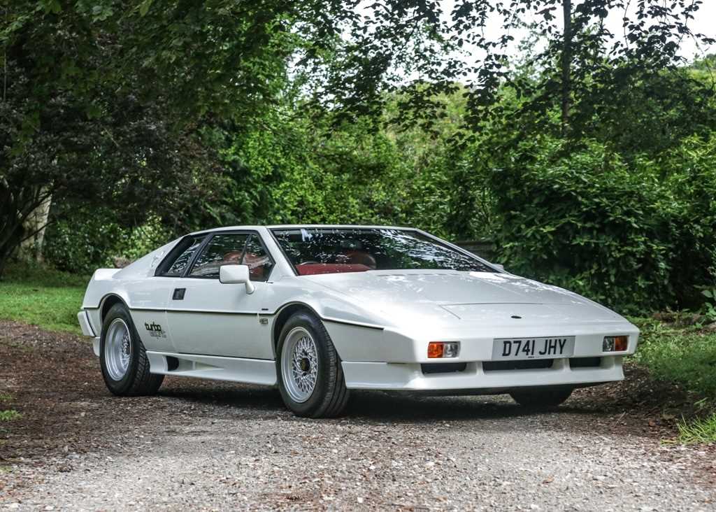 Lot 132 - 1986 Lotus Esprit Turbo