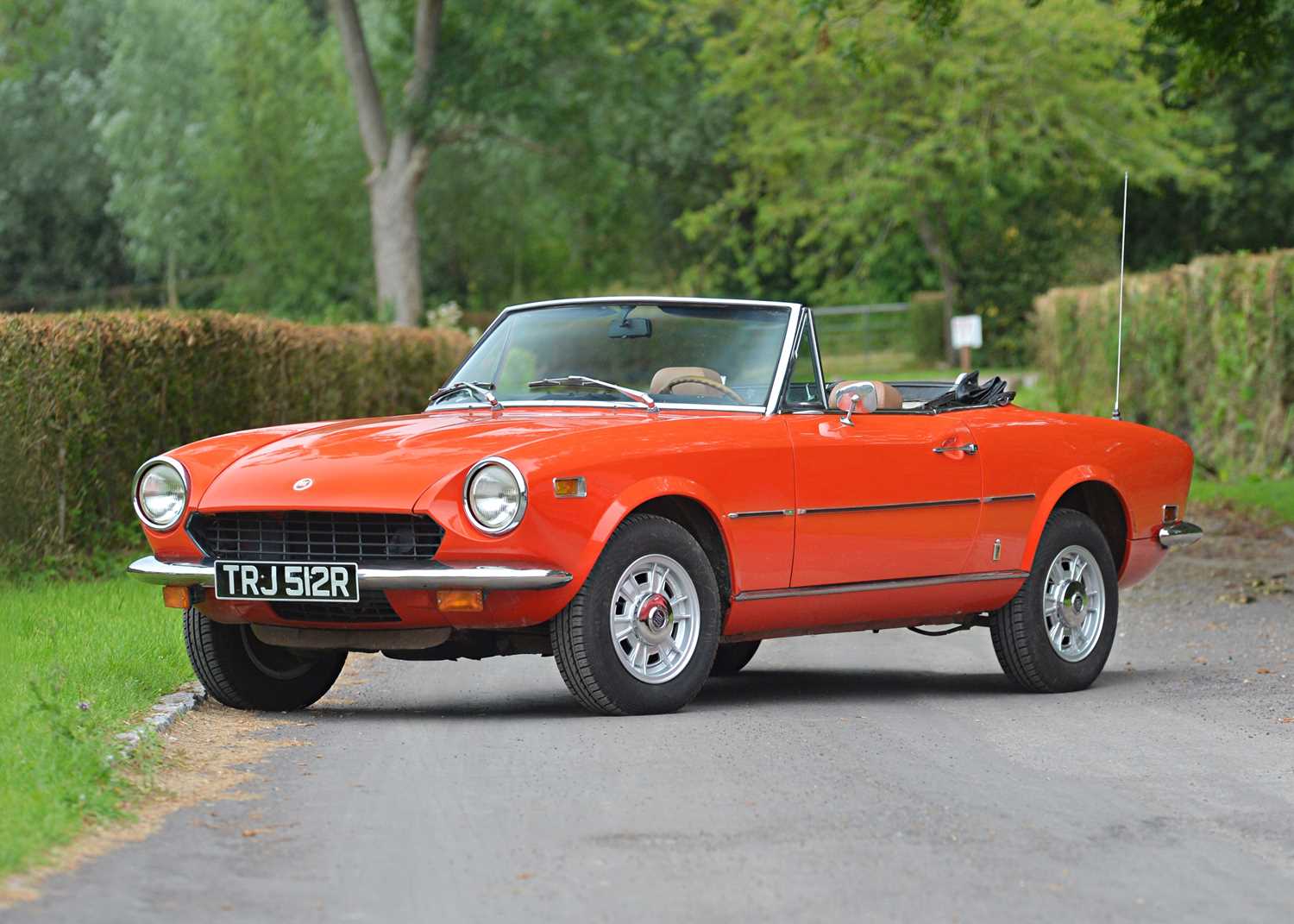 Lot 133 - 1977 Fiat  124 Sport Spider