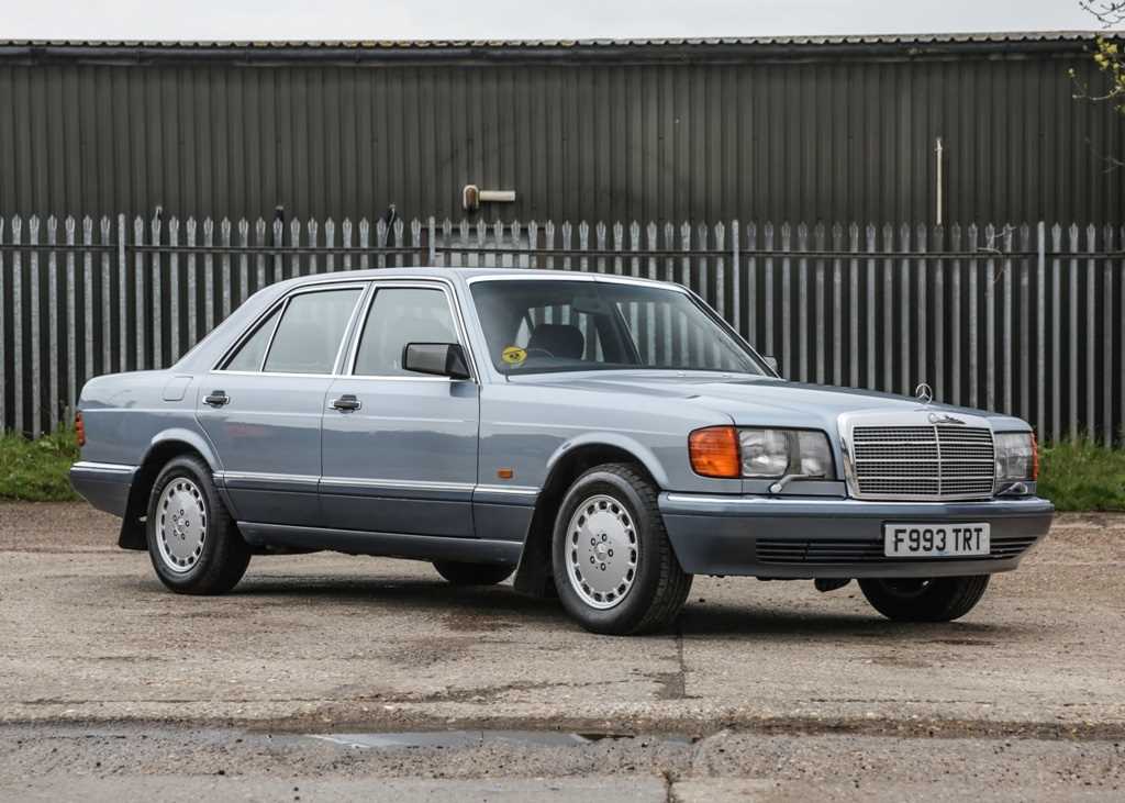 Lot 114 - 1989 Mercedes-Benz  300 SE