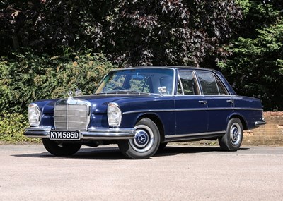 Lot 122 - 1966 Mercedes-Benz 250 S