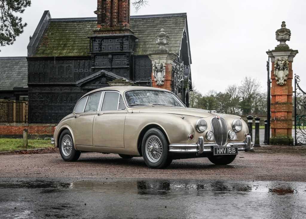Lot 118 - 1964 Jaguar  Mk. II (3.4 litre)