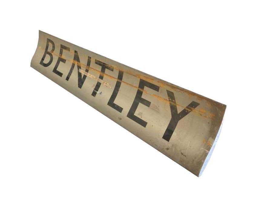 Lot 80 - Rear aerofoil for Le Mans Bentley