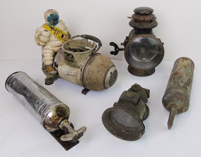 Lot 27 - A Michelin tyre compressor pump