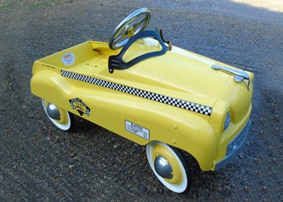 Lot 47 - Children’s pedal car