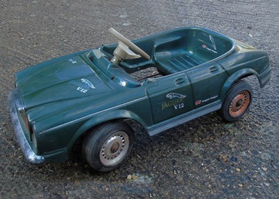 Lot 50 - A 1980’s Jaguar children’s cart