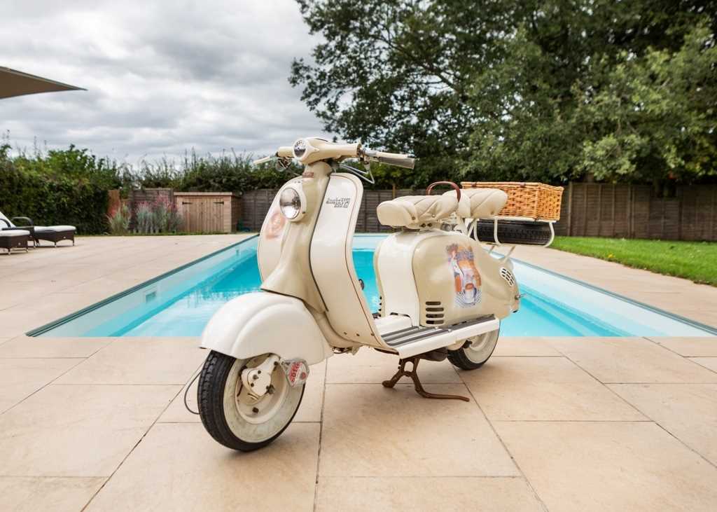 Lot 104 - 1957 Lambretta LD150