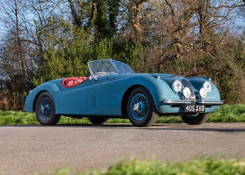 Lot 163 - 1954 Jaguar XK120 SE Roadster