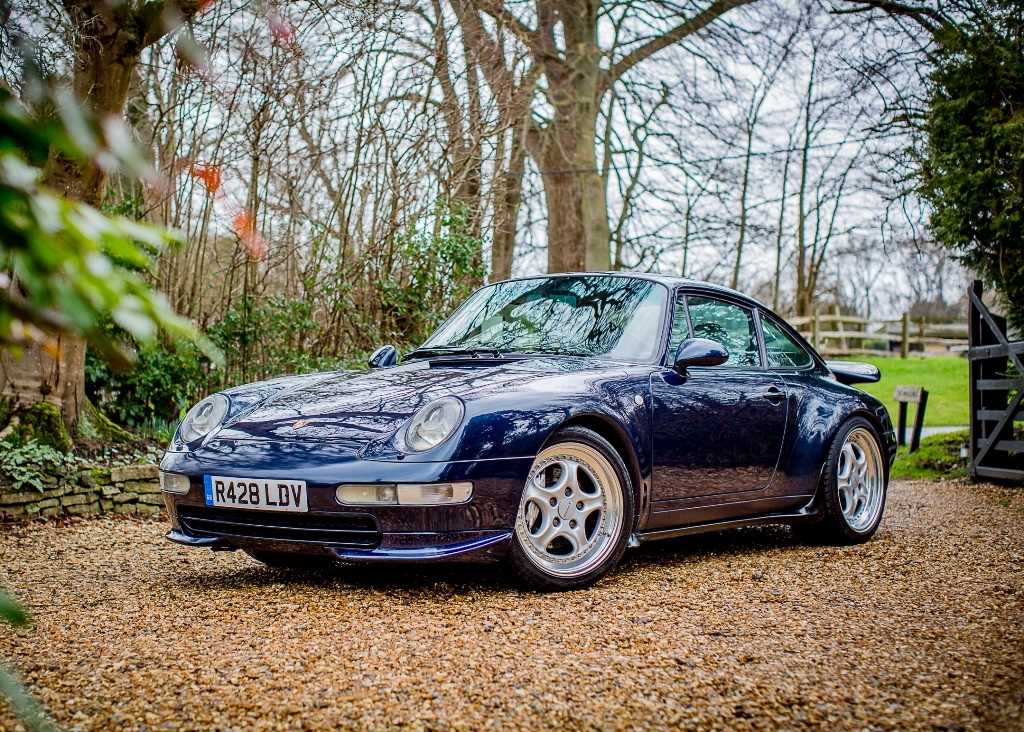 Lot 151 - 1997 Porsche 911/993 Carrera 4 RS tribute